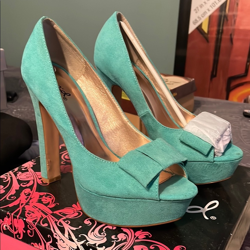 Qupid sea green suede Peep-Toe Platform Heels 7.5 nib shoes pumps wedge bow teal